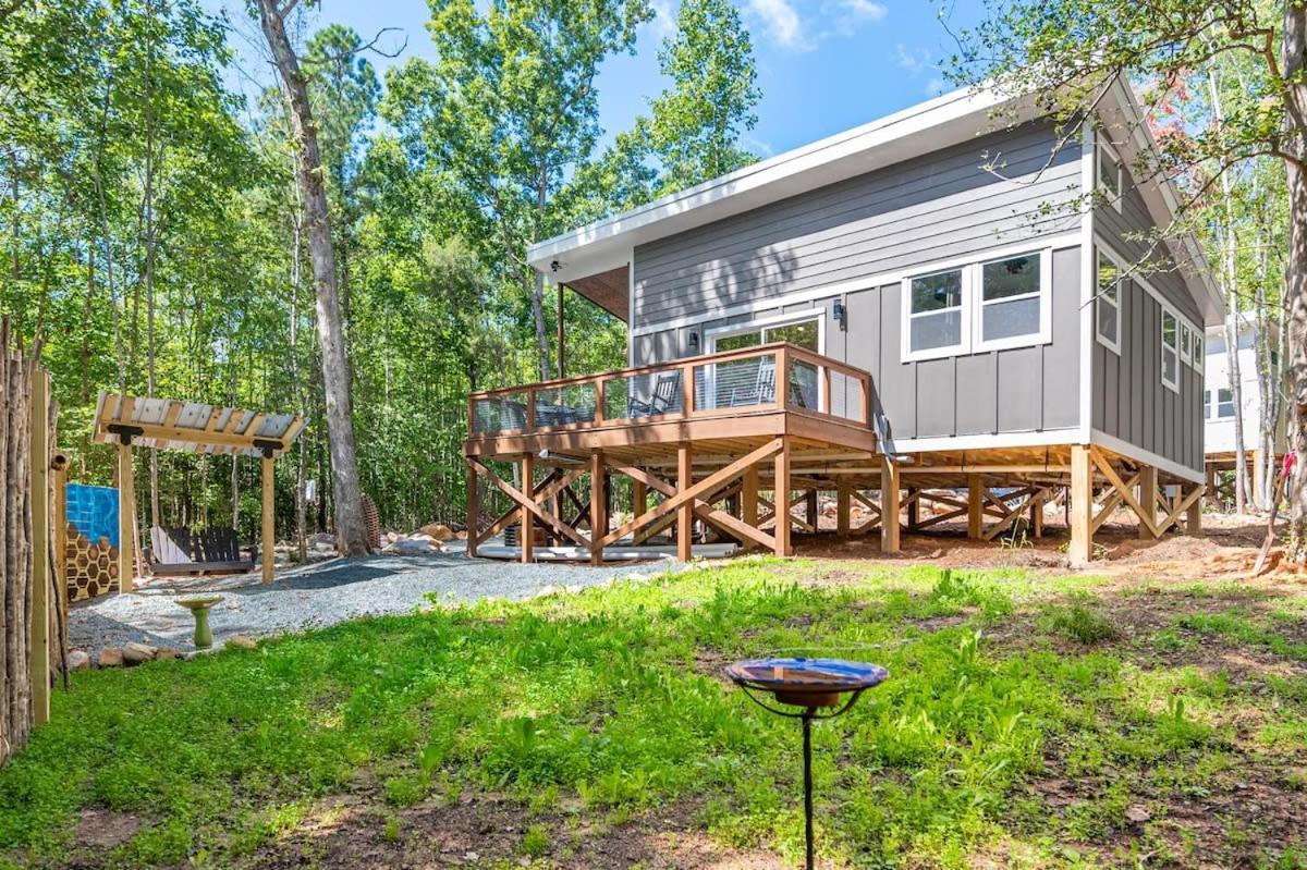 Villa Elevate Tree House Community à Pittsboro Extérieur photo