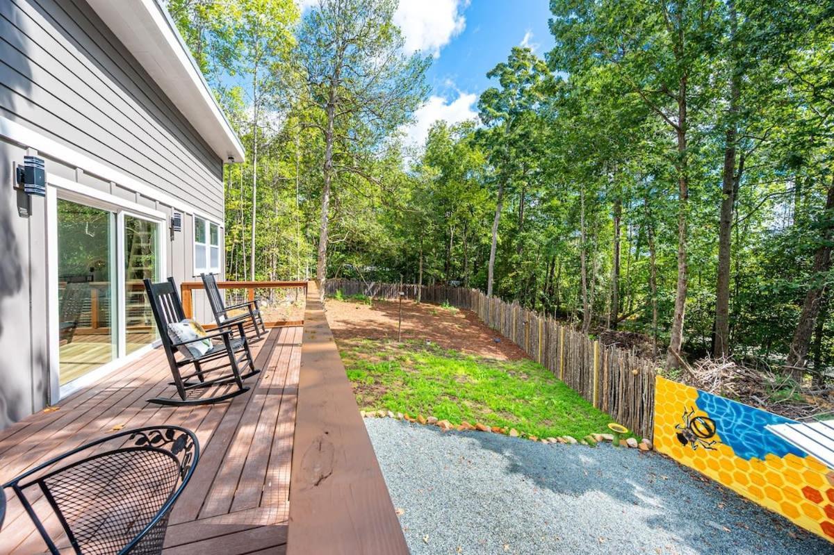 Villa Elevate Tree House Community à Pittsboro Extérieur photo